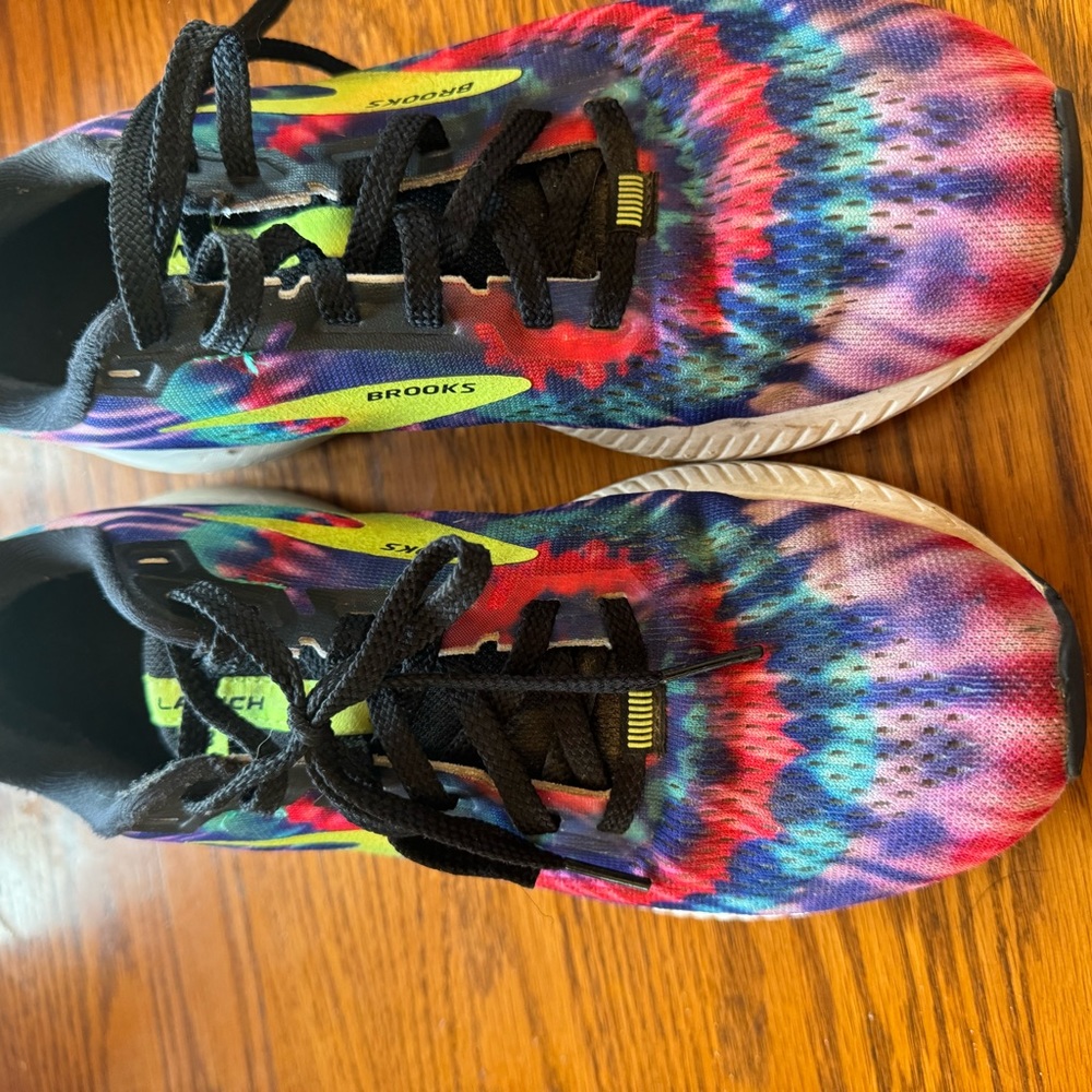 Brooks Launch 8 Tie Die Print Road Running Shoes Women’s Size 9.